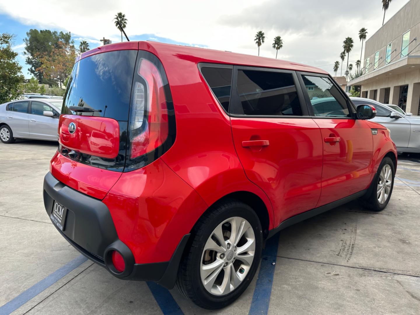 2014 RED /Black Kia Soul (KNDJP3A51E7) , located at 30 S. Berkeley Avenue, Pasadena, CA, 91107, (626) 248-7567, 34.145447, -118.109398 - Looking for a reliable and affordable vehicle in Pasadena, CA? Explore our selection of pre-owned 2014 Kia Soul + Wagon at our BHPH dealership serving Pasadena and Altadena. We specialize in bad credit auto loans and subprime credit car loan approval, making it easier than ever to get behind the whe - Photo#4